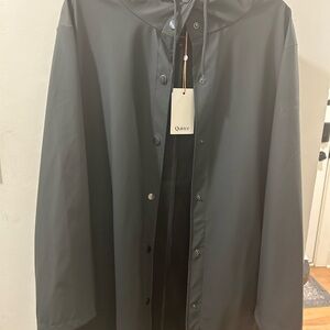 Quince Men's Charcoal Raincoat